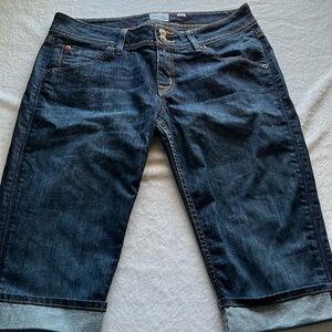 Hudson Jeans Dark Blue Ankle & Cropped